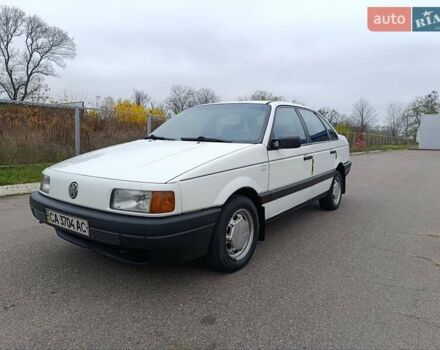 Белый Фольксваген Пассат, объемом двигателя 1.8 л и пробегом 1 тыс. км за 2450 $, фото 1 на Automoto.ua