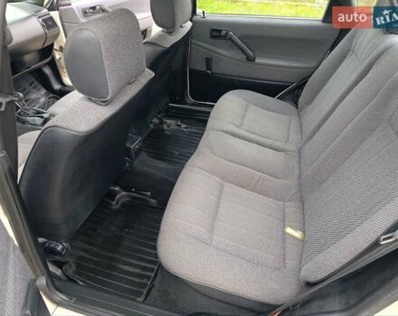 Белый Фольксваген Пассат, объемом двигателя 1.8 л и пробегом 1 тыс. км за 2450 $, фото 12 на Automoto.ua