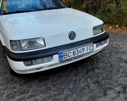 Белый Фольксваген Пассат, объемом двигателя 1.8 л и пробегом 300 тыс. км за 1600 $, фото 12 на Automoto.ua