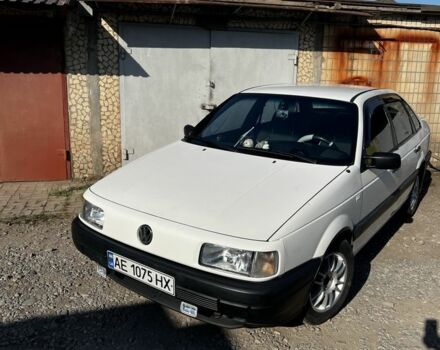 Белый Фольксваген Пассат, объемом двигателя 1.8 л и пробегом 437 тыс. км за 2650 $, фото 3 на Automoto.ua