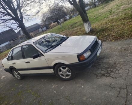 Белый Фольксваген Пассат, объемом двигателя 0 л и пробегом 320 тыс. км за 650 $, фото 2 на Automoto.ua