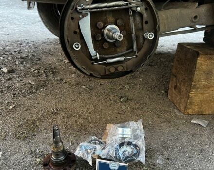 Белый Фольксваген Пассат, объемом двигателя 1.8 л и пробегом 437 тыс. км за 2650 $, фото 13 на Automoto.ua