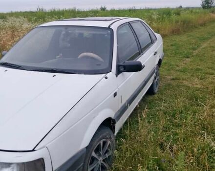 Белый Фольксваген Пассат, объемом двигателя 1.6 л и пробегом 473 тыс. км за 1800 $, фото 1 на Automoto.ua