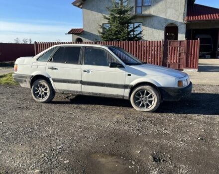 Белый Фольксваген Пассат, объемом двигателя 1.8 л и пробегом 250 тыс. км за 547 $, фото 3 на Automoto.ua