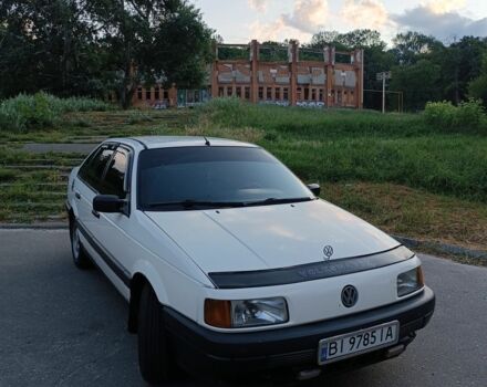 Білий Фольксваген Пассат, об'ємом двигуна 1.8 л та пробігом 400 тис. км за 900 $, фото 1 на Automoto.ua