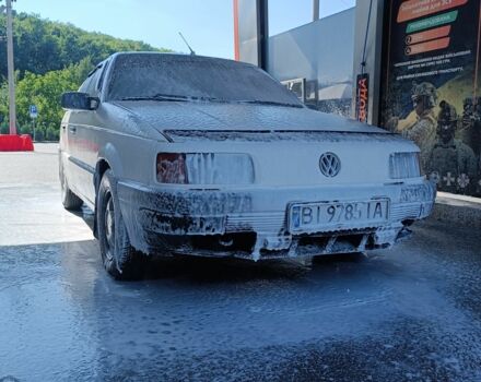 Білий Фольксваген Пассат, об'ємом двигуна 1.8 л та пробігом 400 тис. км за 900 $, фото 7 на Automoto.ua