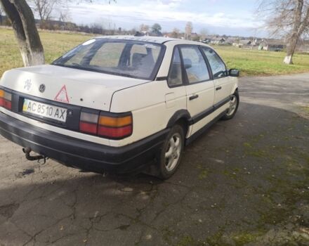 Белый Фольксваген Пассат, объемом двигателя 0 л и пробегом 320 тыс. км за 650 $, фото 4 на Automoto.ua