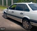 Белый Фольксваген Пассат, объемом двигателя 1.6 л и пробегом 300 тыс. км за 1500 $, фото 2 на Automoto.ua