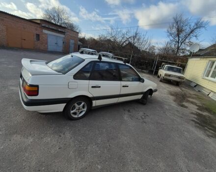 Белый Фольксваген Пассат, объемом двигателя 1.8 л и пробегом 375 тыс. км за 1665 $, фото 2 на Automoto.ua