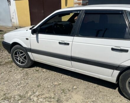 Білий Фольксваген Пассат, об'ємом двигуна 1.8 л та пробігом 387 тис. км за 1800 $, фото 4 на Automoto.ua
