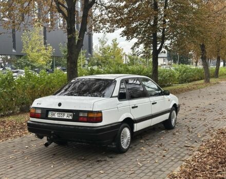 Білий Фольксваген Пассат, об'ємом двигуна 0 л та пробігом 300 тис. км за 1499 $, фото 2 на Automoto.ua