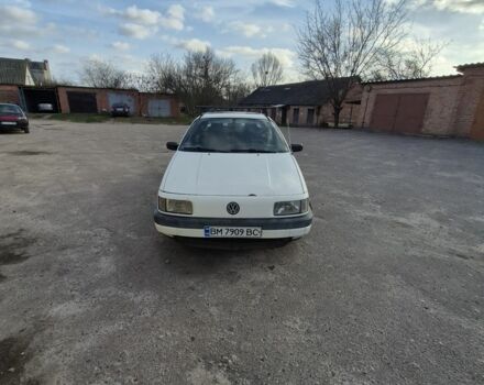 Белый Фольксваген Пассат, объемом двигателя 1.8 л и пробегом 375 тыс. км за 1665 $, фото 1 на Automoto.ua