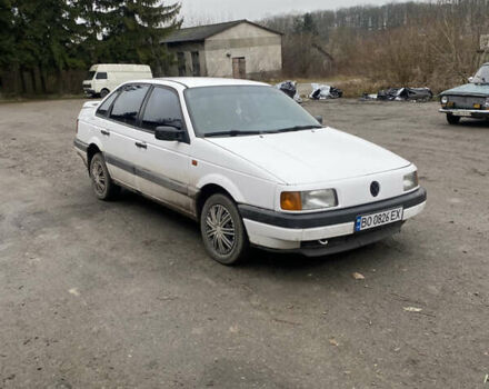 Белый Фольксваген Пассат, объемом двигателя 2 л и пробегом 300 тыс. км за 1500 $, фото 1 на Automoto.ua