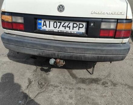 Белый Фольксваген Пассат, объемом двигателя 1.8 л и пробегом 600 тыс. км за 1000 $, фото 3 на Automoto.ua