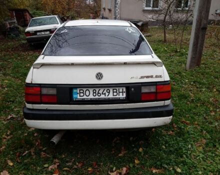 Білий Фольксваген Пассат, об'ємом двигуна 1.8 л та пробігом 400 тис. км за 1100 $, фото 1 на Automoto.ua