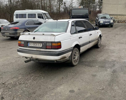 Белый Фольксваген Пассат, объемом двигателя 2 л и пробегом 300 тыс. км за 1500 $, фото 2 на Automoto.ua