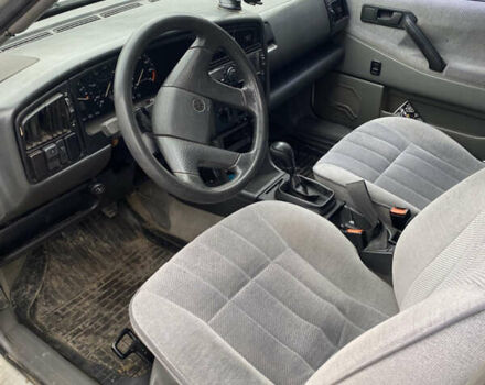 Белый Фольксваген Пассат, объемом двигателя 2 л и пробегом 300 тыс. км за 1500 $, фото 5 на Automoto.ua