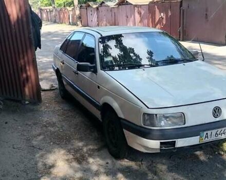 Белый Фольксваген Пассат, объемом двигателя 1.8 л и пробегом 450 тыс. км за 1700 $, фото 3 на Automoto.ua