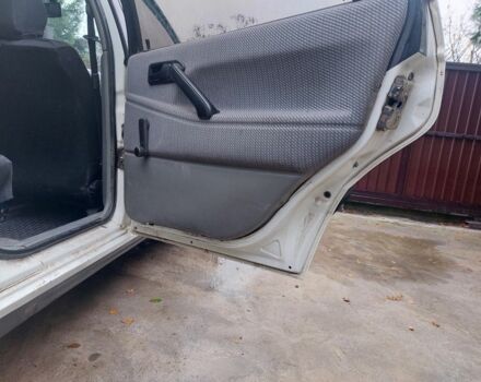 Белый Фольксваген Пассат, объемом двигателя 1.8 л и пробегом 420 тыс. км за 1200 $, фото 4 на Automoto.ua