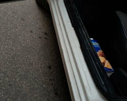 Белый Фольксваген Пассат, объемом двигателя 1.8 л и пробегом 410 тыс. км за 2500 $, фото 13 на Automoto.ua