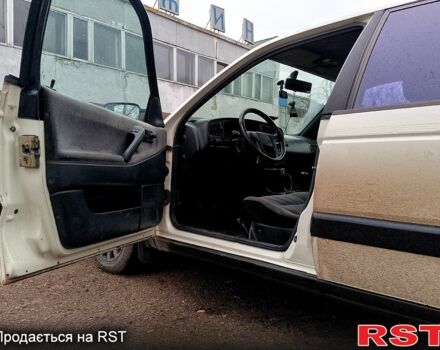Білий Фольксваген Пассат, об'ємом двигуна 2 л та пробігом 320 тис. км за 2000 $, фото 4 на Automoto.ua