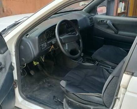 Белый Фольксваген Пассат, объемом двигателя 1.8 л и пробегом 450 тыс. км за 1700 $, фото 8 на Automoto.ua