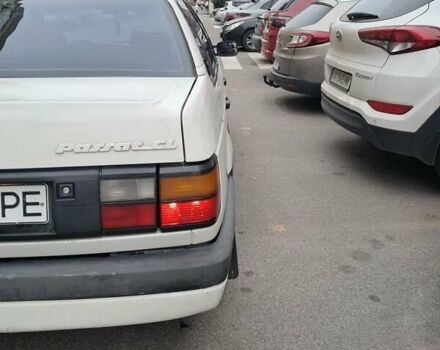 Белый Фольксваген Пассат, объемом двигателя 1.8 л и пробегом 410 тыс. км за 2500 $, фото 4 на Automoto.ua