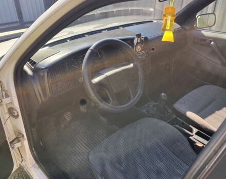 Белый Фольксваген Пассат, объемом двигателя 1 л и пробегом 20 тыс. км за 1500 $, фото 2 на Automoto.ua