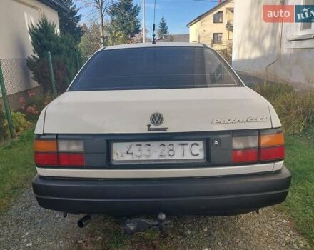 Білий Фольксваген Пассат, об'ємом двигуна 1.8 л та пробігом 279 тис. км за 1299 $, фото 11 на Automoto.ua