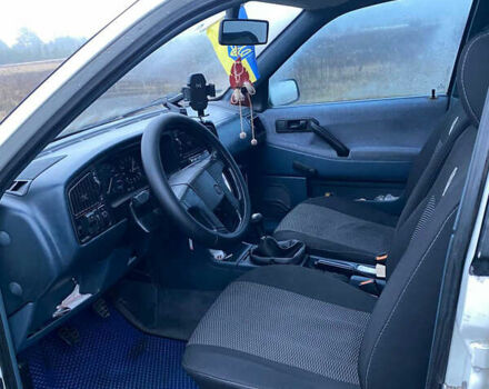 Белый Фольксваген Пассат, объемом двигателя 1.78 л и пробегом 307 тыс. км за 2500 $, фото 5 на Automoto.ua