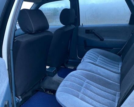 Белый Фольксваген Пассат, объемом двигателя 1.8 л и пробегом 307 тыс. км за 2500 $, фото 4 на Automoto.ua