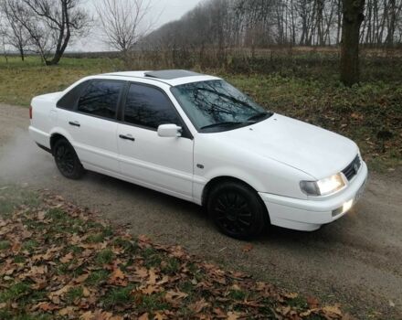 Белый Фольксваген Пассат, объемом двигателя 2 л и пробегом 100 тыс. км за 1500 $, фото 3 на Automoto.ua