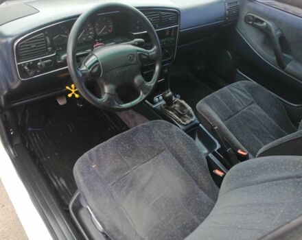 Белый Фольксваген Пассат, объемом двигателя 2 л и пробегом 100 тыс. км за 1500 $, фото 11 на Automoto.ua