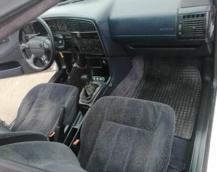 Белый Фольксваген Пассат, объемом двигателя 2 л и пробегом 100 тыс. км за 1500 $, фото 19 на Automoto.ua