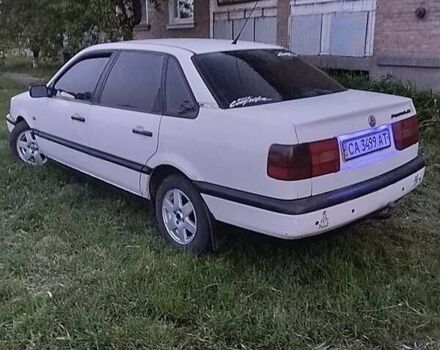 Білий Фольксваген Пассат, об'ємом двигуна 1.8 л та пробігом 300 тис. км за 1100 $, фото 8 на Automoto.ua