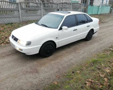 Белый Фольксваген Пассат, объемом двигателя 2 л и пробегом 100 тыс. км за 1500 $, фото 1 на Automoto.ua