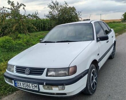 Белый Фольксваген Пассат, объемом двигателя 1.8 л и пробегом 434 тыс. км за 1600 $, фото 5 на Automoto.ua