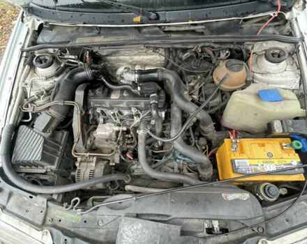 Белый Фольксваген Пассат, объемом двигателя 1.9 л и пробегом 450 тыс. км за 2350 $, фото 7 на Automoto.ua