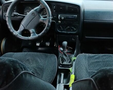 Белый Фольксваген Пассат, объемом двигателя 2 л и пробегом 400 тыс. км за 2100 $, фото 12 на Automoto.ua