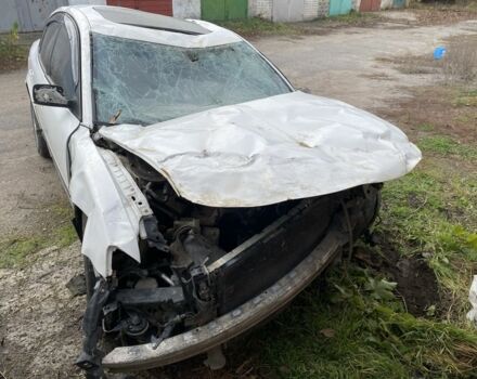 Белый Фольксваген Пассат, объемом двигателя 1.8 л и пробегом 300 тыс. км за 700 $, фото 3 на Automoto.ua