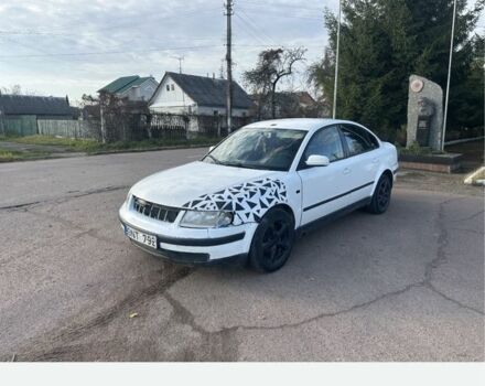 Белый Фольксваген Пассат, объемом двигателя 1.9 л и пробегом 400 тыс. км за 1900 $, фото 2 на Automoto.ua