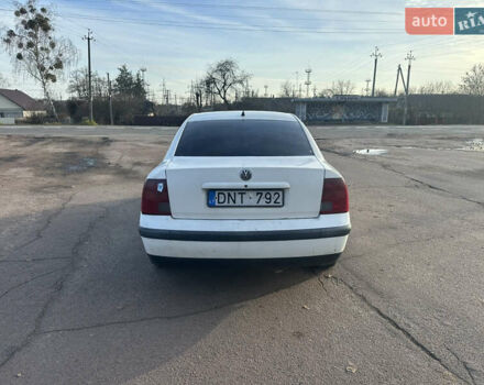 Білий Фольксваген Пассат, об'ємом двигуна 1.9 л та пробігом 462 тис. км за 1499 $, фото 5 на Automoto.ua