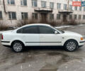 Белый Фольксваген Пассат, объемом двигателя 1.6 л и пробегом 306 тыс. км за 3200 $, фото 3 на Automoto.ua
