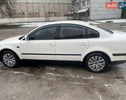 Белый Фольксваген Пассат, объемом двигателя 1.6 л и пробегом 306 тыс. км за 3200 $, фото 7 на Automoto.ua