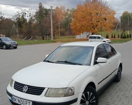 Белый Фольксваген Пассат, объемом двигателя 0 л и пробегом 320 тыс. км за 2650 $, фото 8 на Automoto.ua