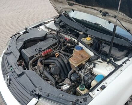 Белый Фольксваген Пассат, объемом двигателя 0 л и пробегом 320 тыс. км за 2650 $, фото 15 на Automoto.ua