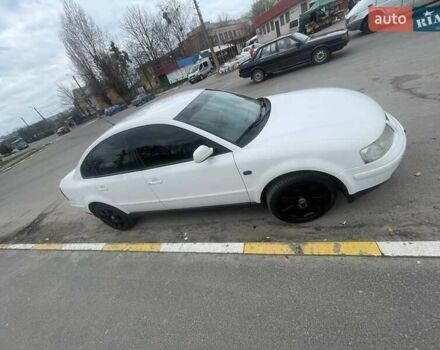 Белый Фольксваген Пассат, объемом двигателя 1.9 л и пробегом 512 тыс. км за 4200 $, фото 2 на Automoto.ua