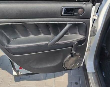 Белый Фольксваген Пассат, объемом двигателя 1.8 л и пробегом 220 тыс. км за 4999 $, фото 17 на Automoto.ua