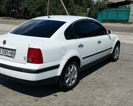 Белый Фольксваген Пассат, объемом двигателя 1.8 л и пробегом 220 тыс. км за 4999 $, фото 10 на Automoto.ua