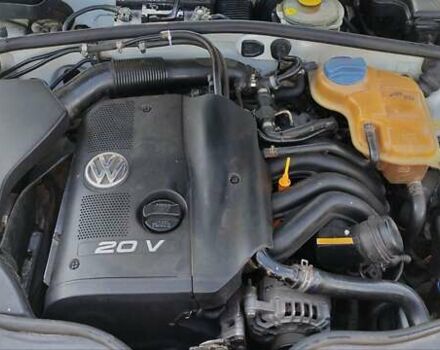 Белый Фольксваген Пассат, объемом двигателя 1.8 л и пробегом 220 тыс. км за 4999 $, фото 21 на Automoto.ua